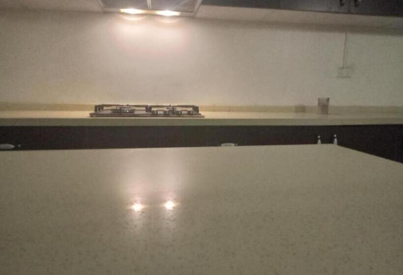 פנסיון Voivoi Guest House