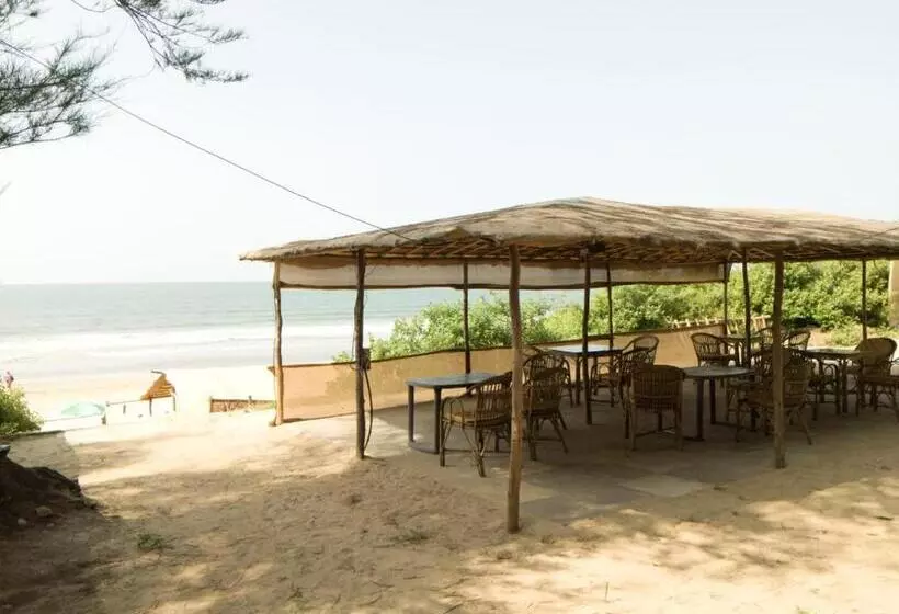 Smiley Resort