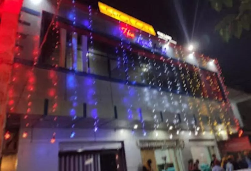 The Lord Hotel,chandrapura