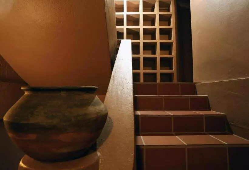 Retkeilymaja House Of Jars
