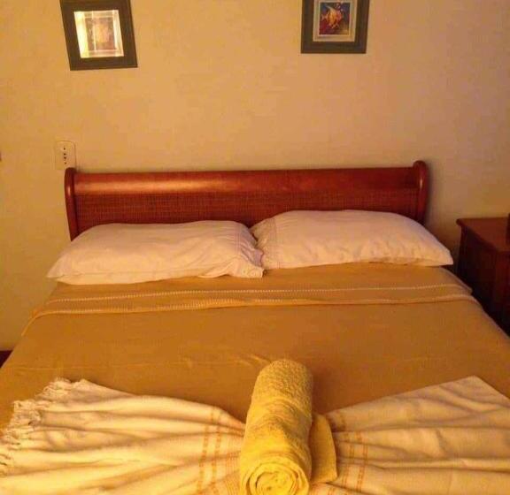 Bed and Breakfast Casa Muro De Pedra Amarela