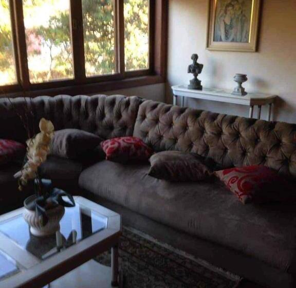 Bed and Breakfast Casa Muro De Pedra Amarela