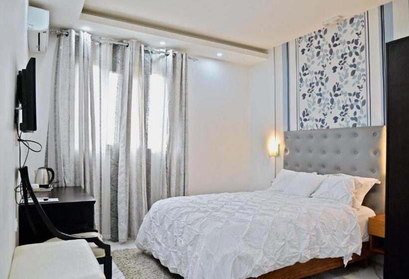 Cincinnati Hotel Yaounde