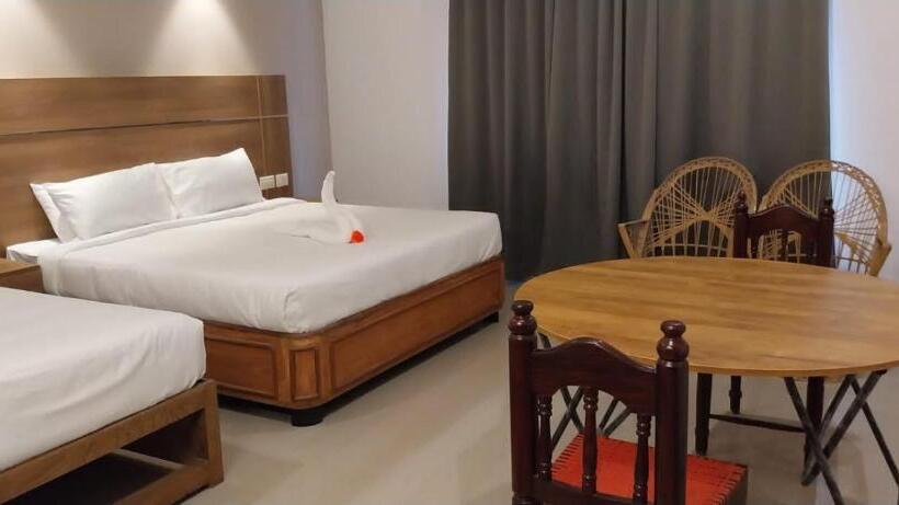 酒店 Mangala Temple View