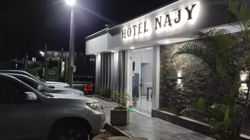 ホテル Najy Aguachica
