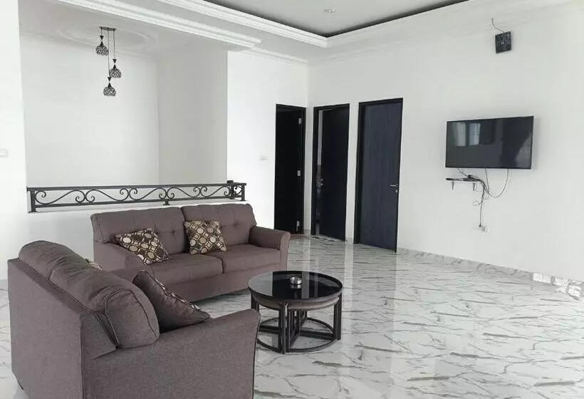 Hotel Pesona Halimun