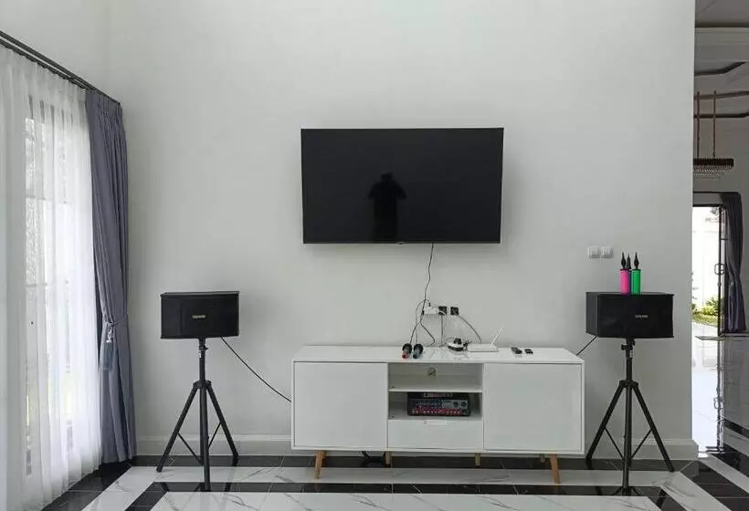 Hotel Pesona Halimun