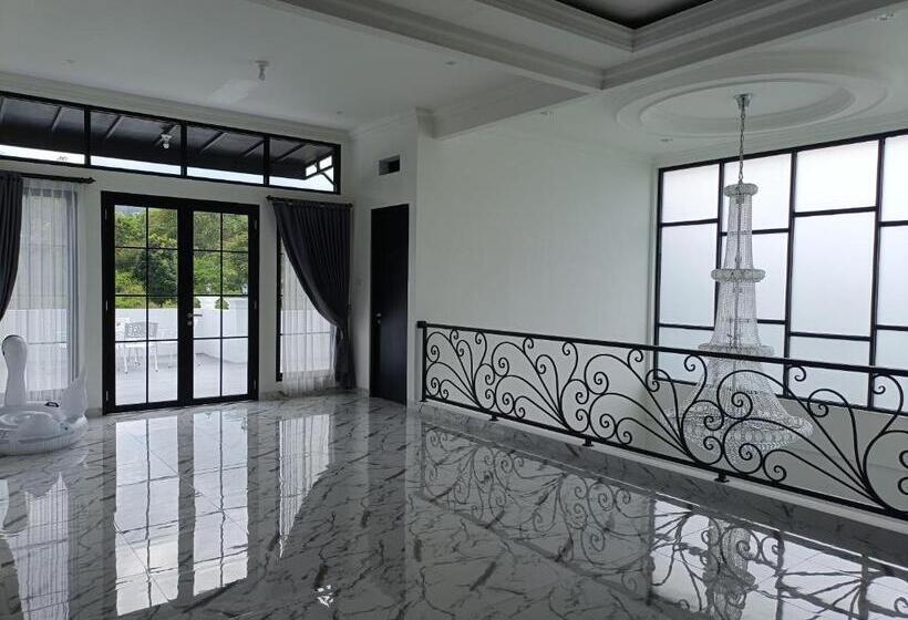 Szálloda Pesona Halimun