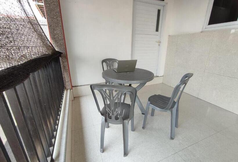 酒店 Spot On 93367 Wisma Sidosari Syariah