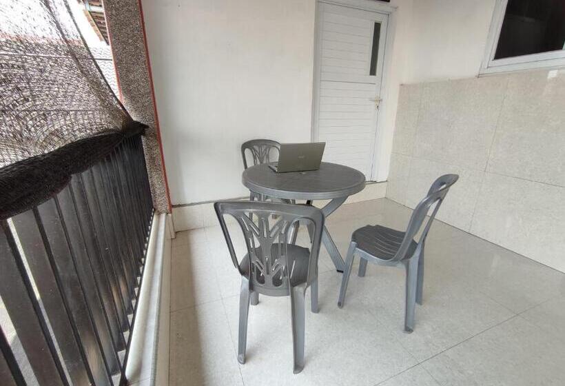 酒店 Spot On 93367 Wisma Sidosari Syariah