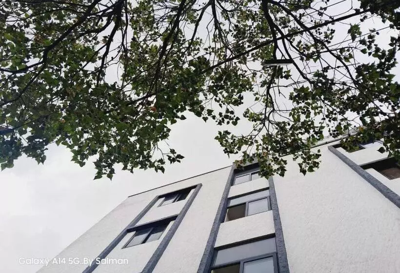 ホテル Spot On Infinity Hw