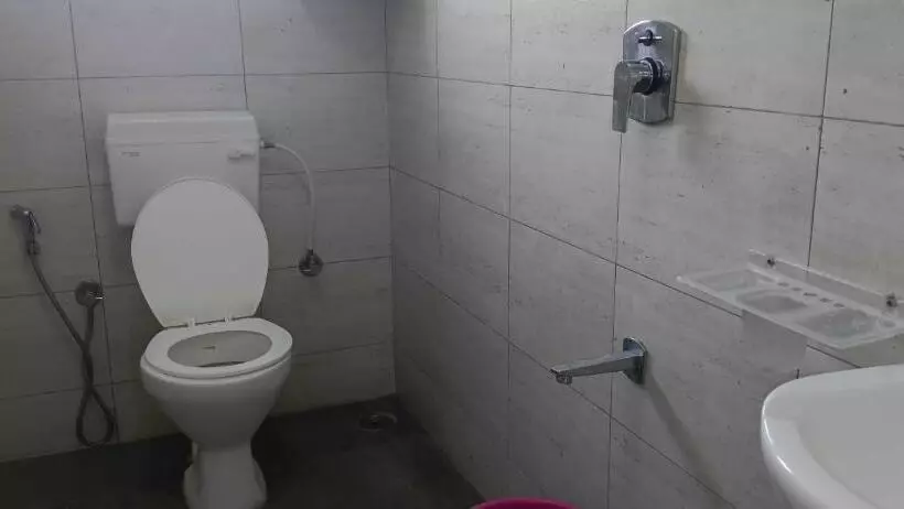 ホテル Spot On Infinity Hw