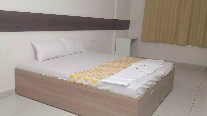 ホテル Spot On Infinity Hw