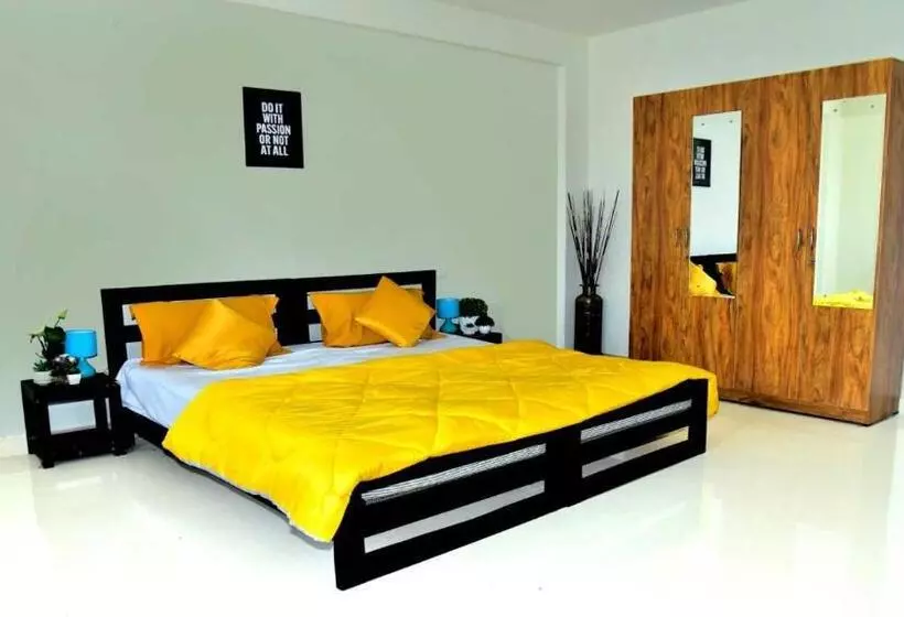 ホテル Spot On Infinity Hw