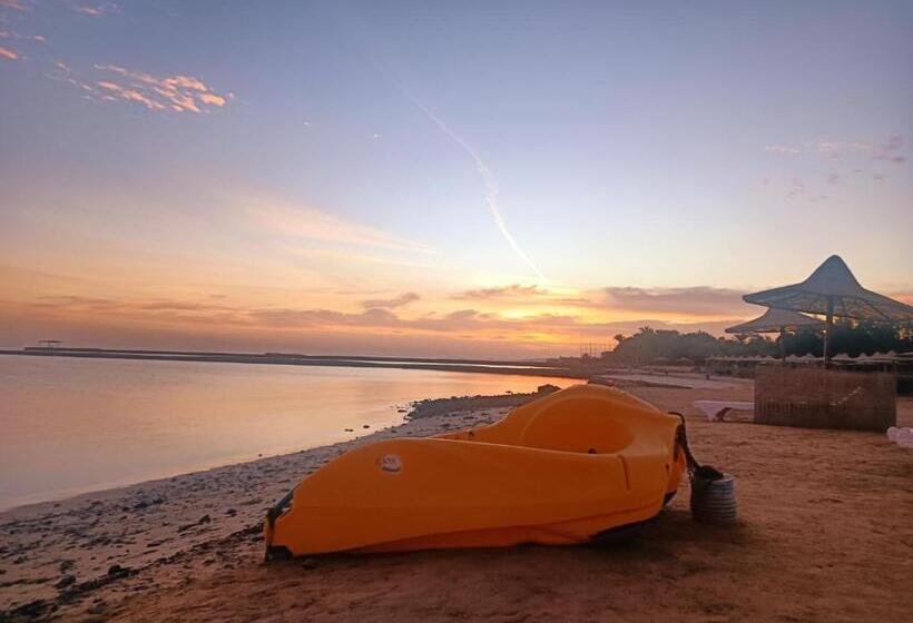 هتل Vila Maia Hurghada