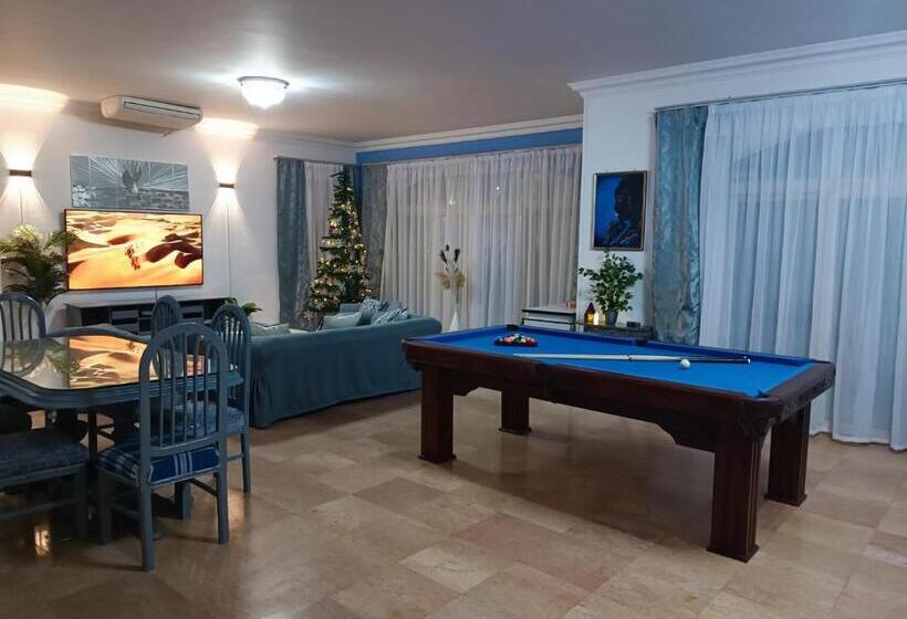 هتل Vila Maia Hurghada