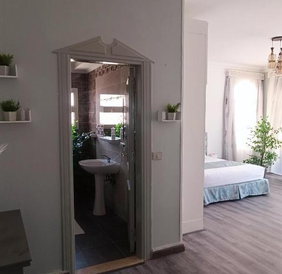 هتل Vila Maia Hurghada