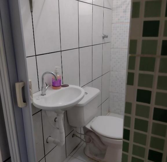 Pension Quitinete 800m Da Praia