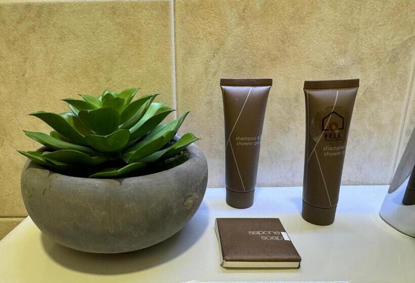 پانسیون Feel   Bellavista Suites