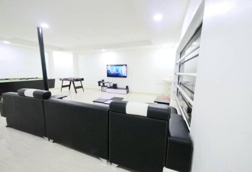 پانسیون Kay[point Apartment