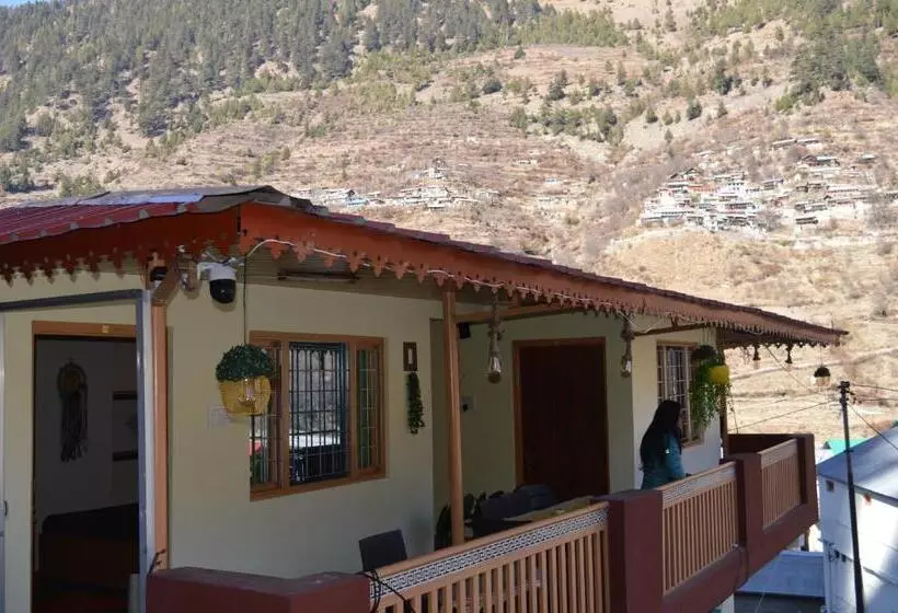 Majatalo Laxmi Narayan Homestay Harshil