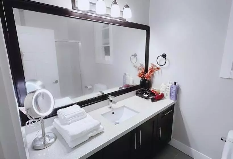 ペンション Modern Peaceful Private Room   Surrey