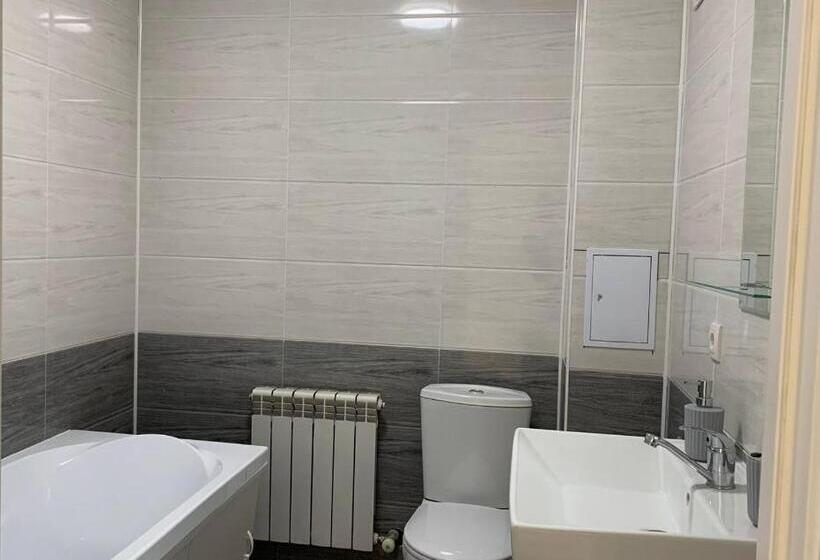 هاستل Comfort Plus