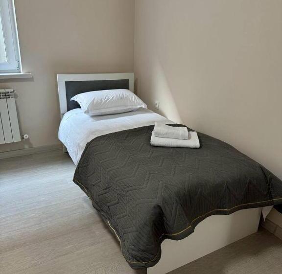 هاستل Comfort Plus