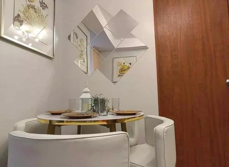 ユースホステル Condo In Taytay