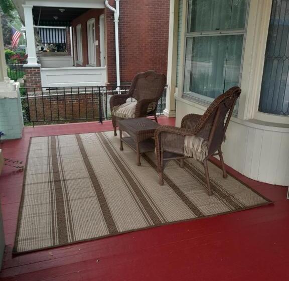 مبيت وإفطار Ardea Inn