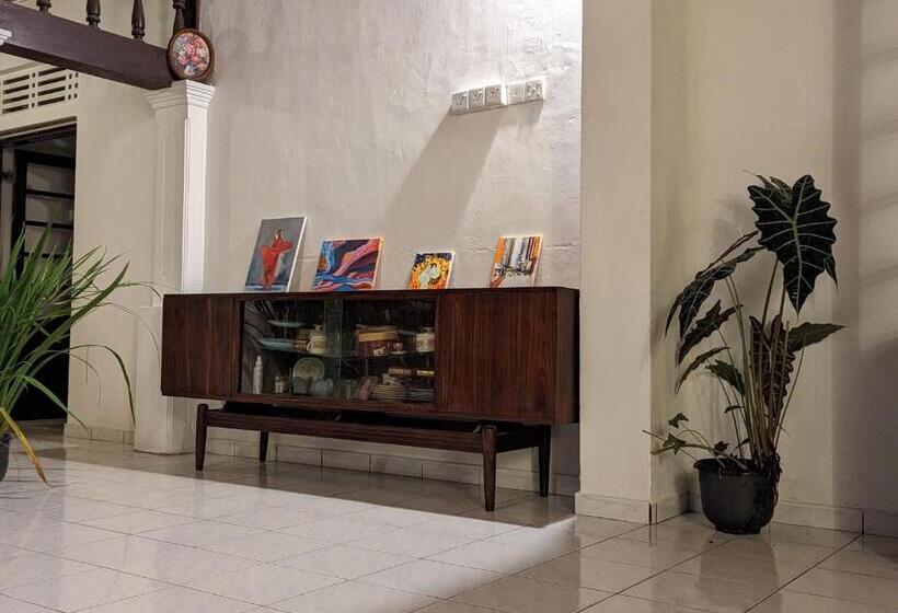 تختخواب و صبحانه Ceyio Traditional Villa