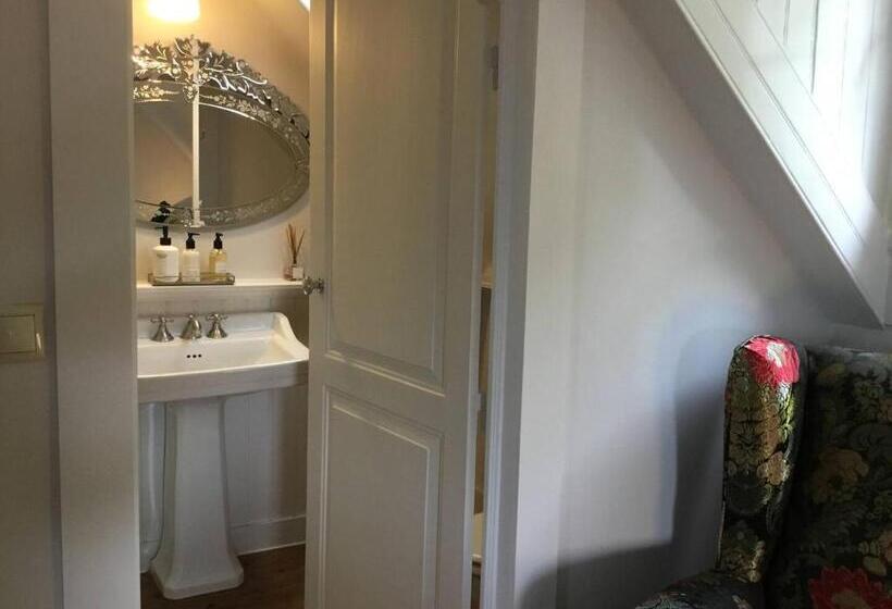 تختخواب و صبحانه Chalet Sintra 1892