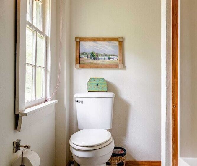 민박 Mosaic On The Hill