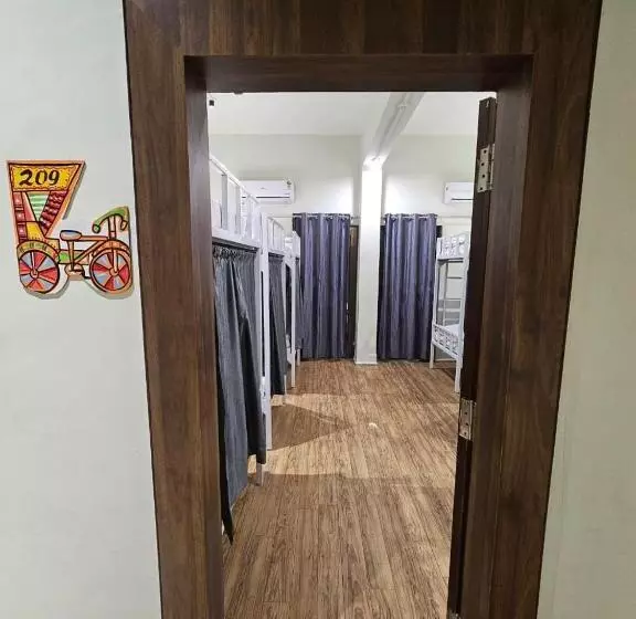 Aamiaismajoitus (B&B) Myz Banaras