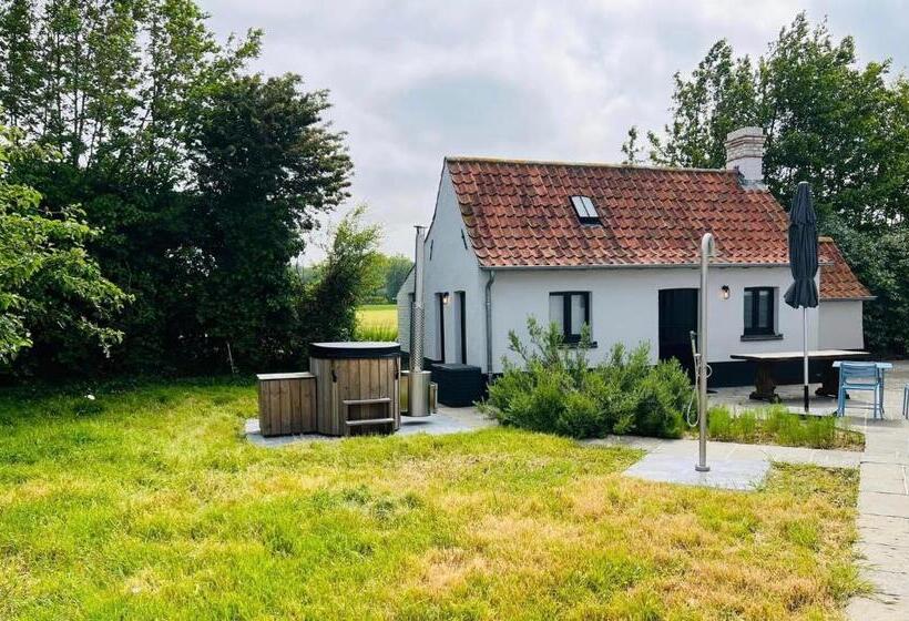 ベッドアンドブレックファースト Sauna Garden