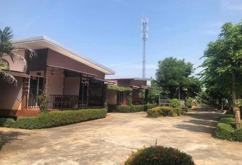 Hôtel วังอินธารา รีสอร์ท