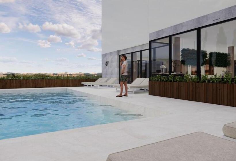 בית מלון כפרי Adonis Le Castellet