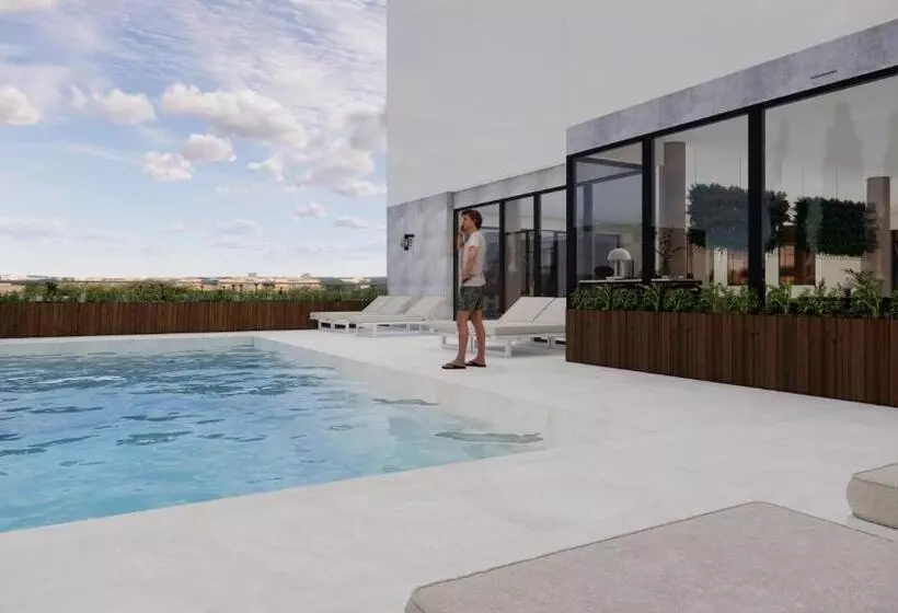 ホテル Adonis Le Castellet