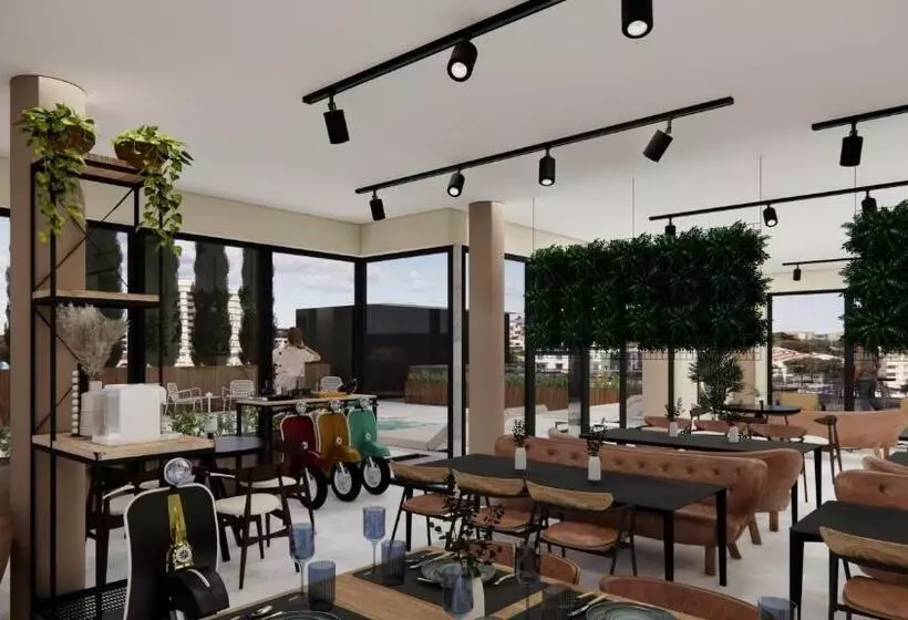 ホテル Adonis Le Castellet