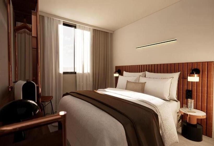 בית מלון כפרי Adonis Le Castellet