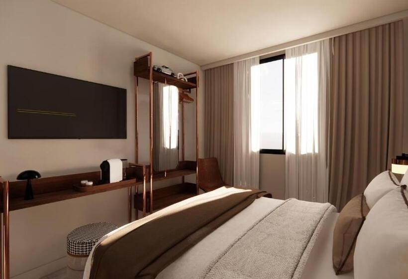 בית מלון כפרי Adonis Le Castellet