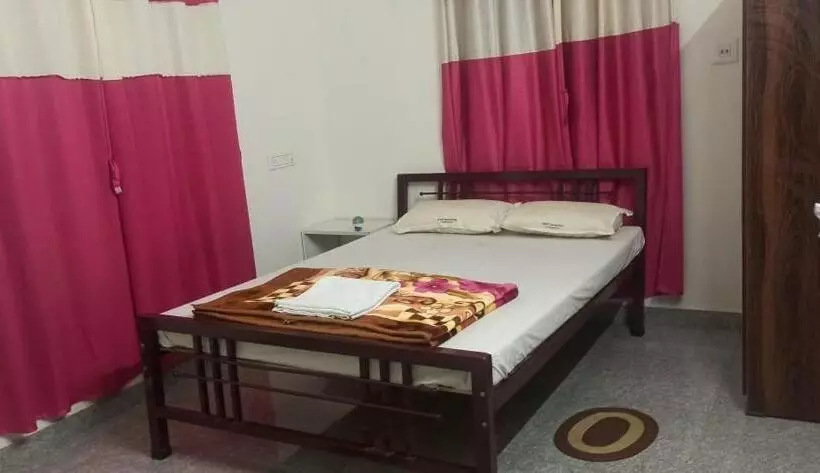 ホテル Banpalashi Inn