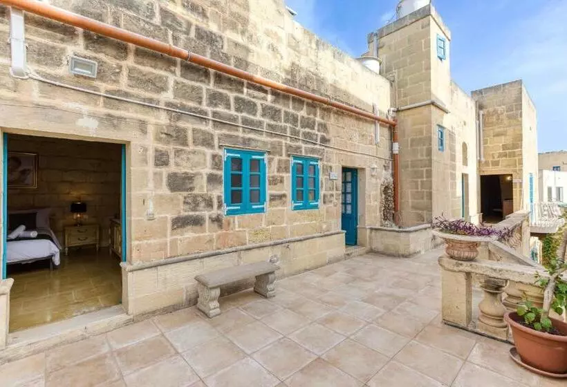 هتل Gozo Pool Farmhouse Hosted By Sweetstay