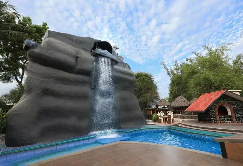 ホテル Hudson Resorts