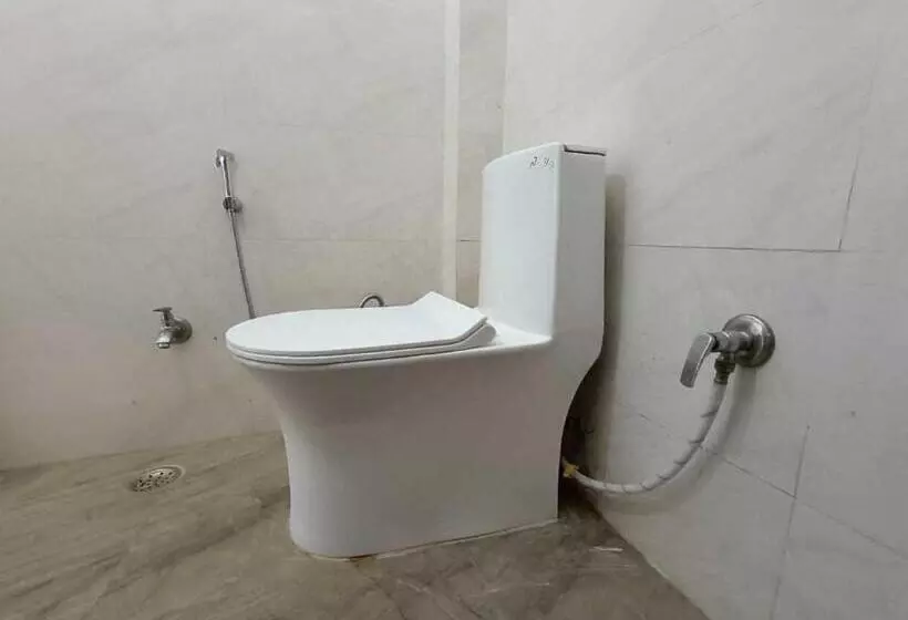 هتل Oyo Flagship Darbar Guest House