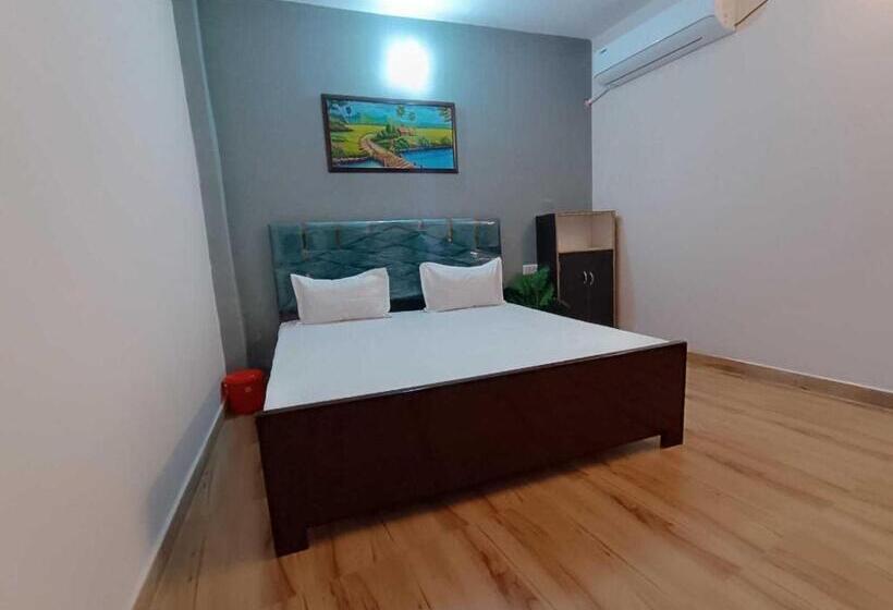 هتل Oyo Flagship Darbar Guest House