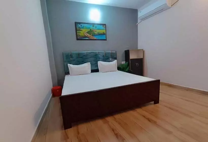 هتل Oyo Flagship Darbar Guest House
