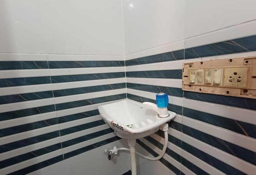 هتل Oyo Flagship Darbar Guest House