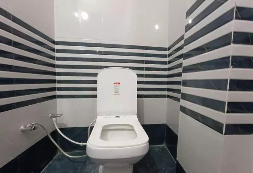 هتل Oyo Flagship Darbar Guest House
