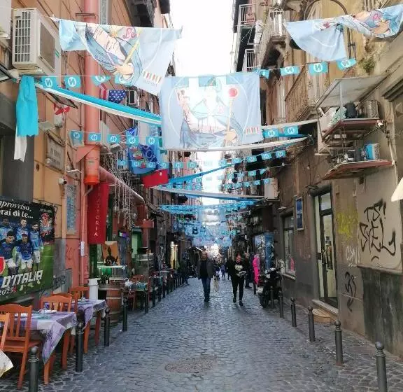 پانسیون Aurora E Dad Naples Center B&b